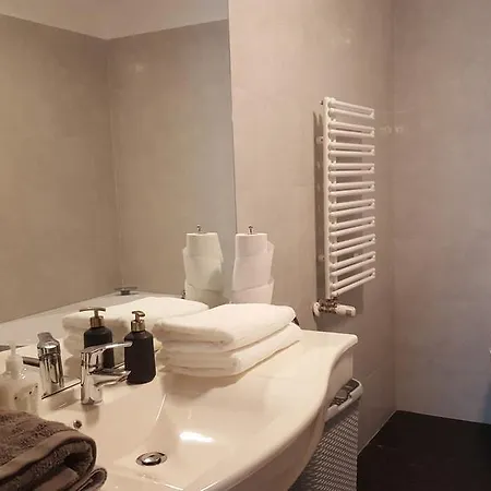 Apartament Bellevue Apartment *